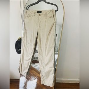 Lauren Ralph Lauren Khaki Straight Leg Mid Rise pants Size 10